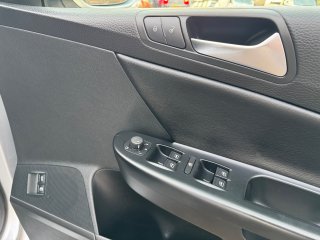 /photos/9959/042d0c71-faf4-c0e9-dd85-96d7794632cc_i320x240.jpg